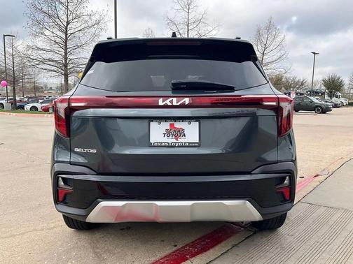 2025 Kia Seltos S