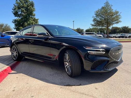 2024 Genesis G70 2.5T RWD
