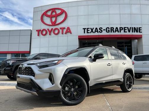 2025 Toyota RAV4 Hybrid SE