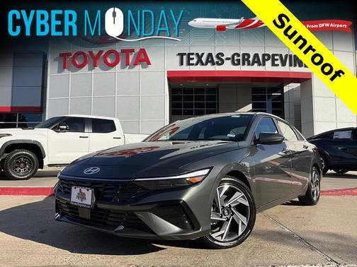 2025 Hyundai ELANTRA SEL