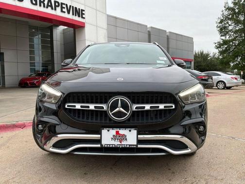 Night Black 2025 Mercedes-Benz GLA 250 4MATIC