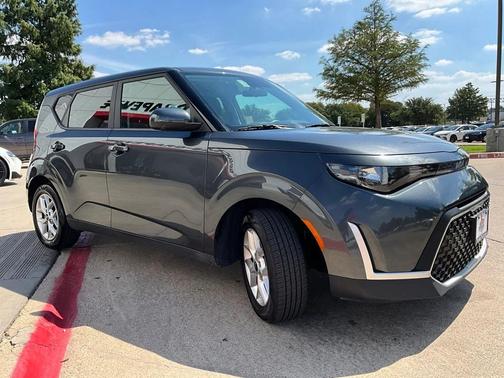 2023 Kia Soul LX