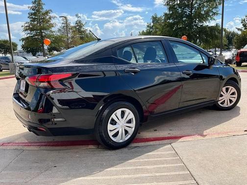 2024 Nissan Versa 1.6 S