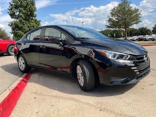 2024 Nissan Versa 1.6 S