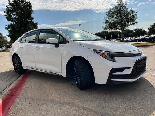 2024 Toyota Corolla SE