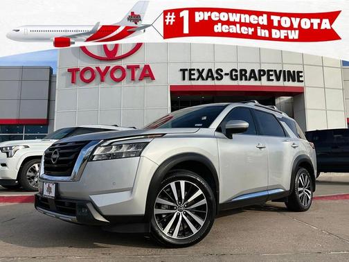 2023 Nissan Pathfinder Platinum FWD