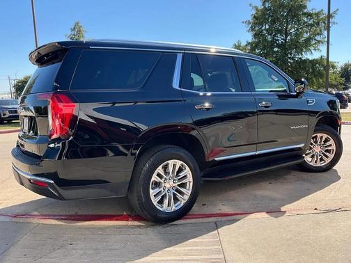 2024 GMC Yukon SLT