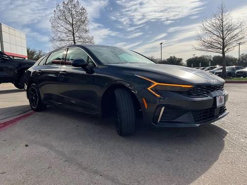 2025 Kia K5 LXS