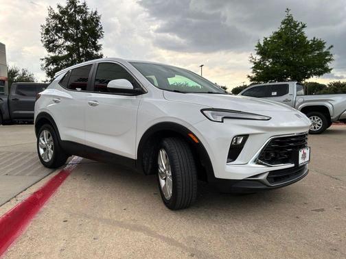 Summit White 2025 Buick Encore GX Preferred