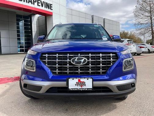 2025 Hyundai VENUE SEL