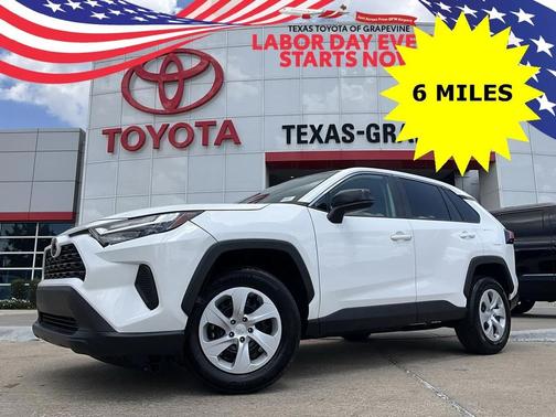 2025 Toyota RAV4 LE