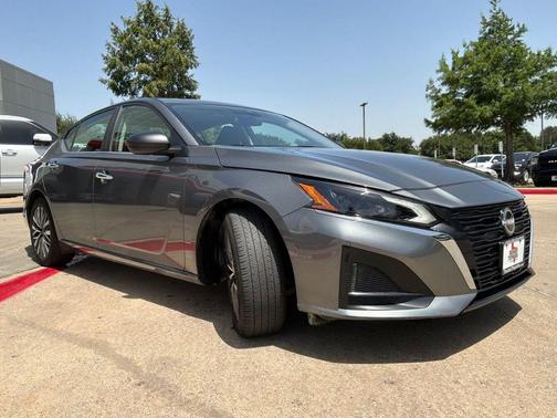 Gun Metallic 2025 Nissan Altima 2.5 SV