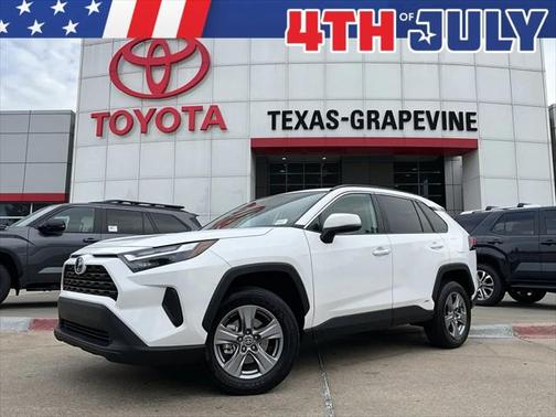 2022 Toyota RAV4 Hybrid XLE