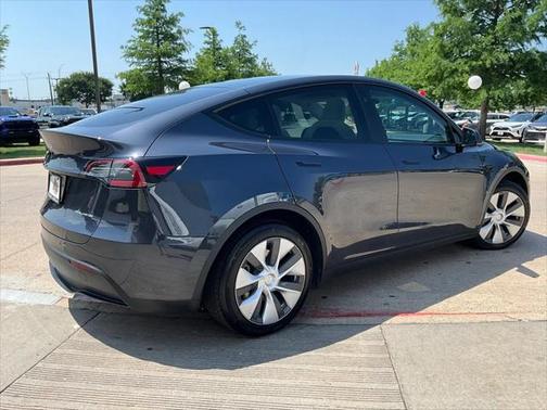 2024 Tesla Model Y Long Range Dual Motor All-Wheel Drive