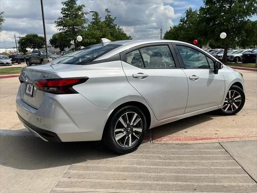 2021 Nissan Versa 1.6 SV