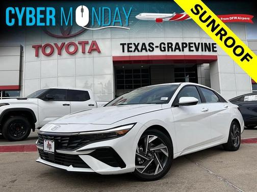 2025 Hyundai ELANTRA SEL