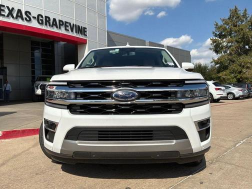 Oxford White 2024 Ford Expedition Limited
