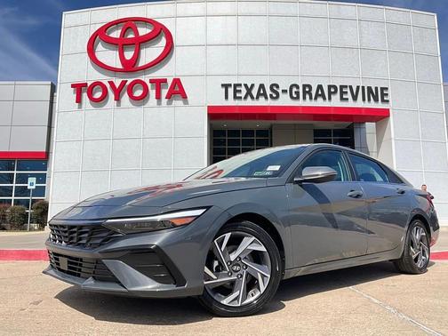 2025 Hyundai ELANTRA Limited