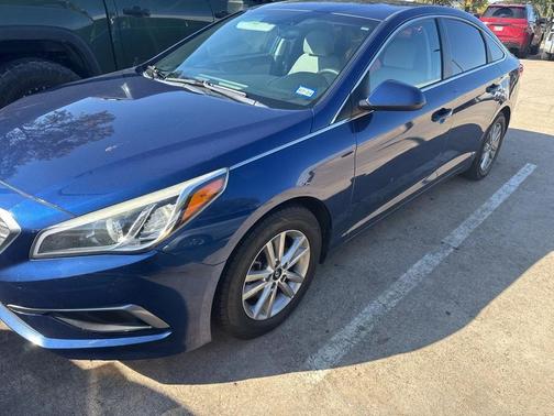 2017 Hyundai SONATA SE