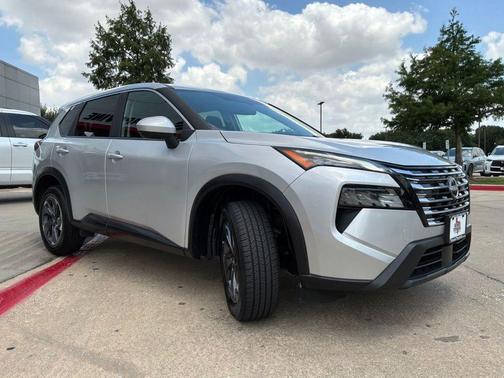 Brilliant Silver Metallic 2025 Nissan Rogue SV
