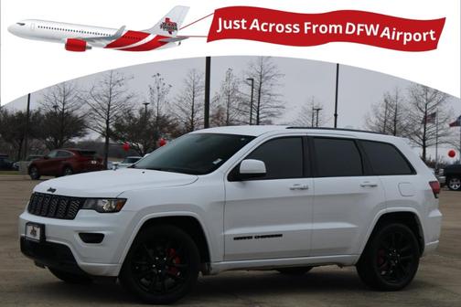 Photo 1 of 28 of 2018 Jeep Grand Cherokee Altitude