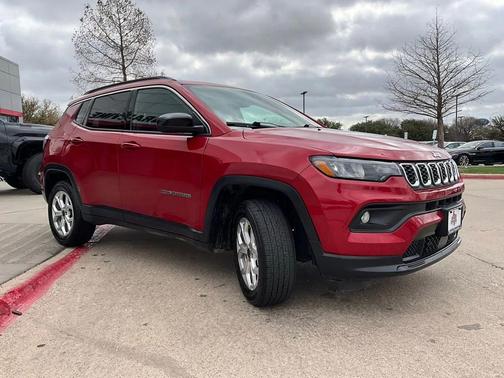 2025 Jeep Compass Latitude