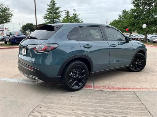 2025 Honda HR-V 2WD Sport