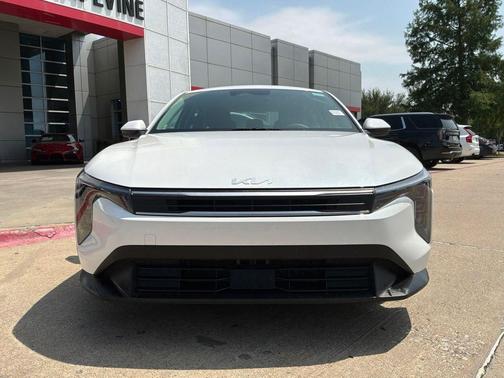 Snow White Pearl 2025 Kia K4 LXS