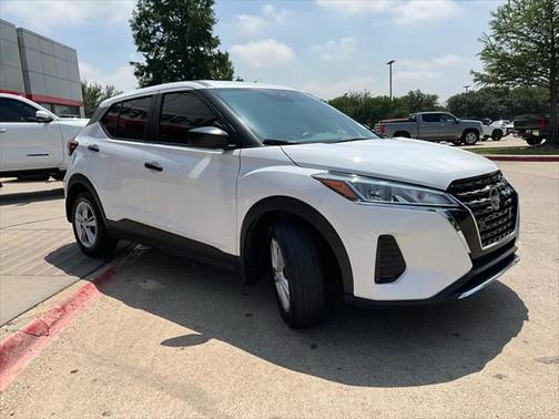 2024 Nissan Kicks S