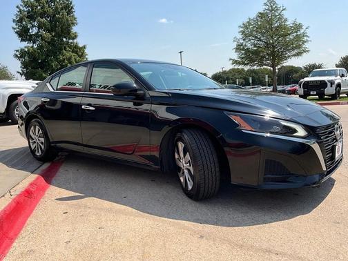 2023 Nissan Altima S FWD