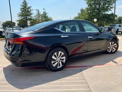 2023 Nissan Altima S FWD