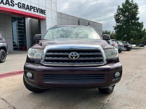 2014 Toyota Sequoia SR5
