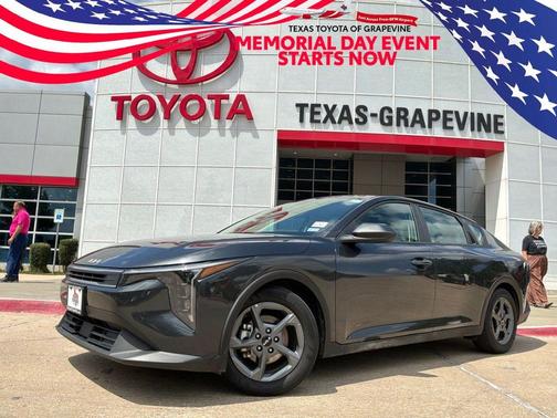 Interstellar Gray 2025 Kia K4 LXS