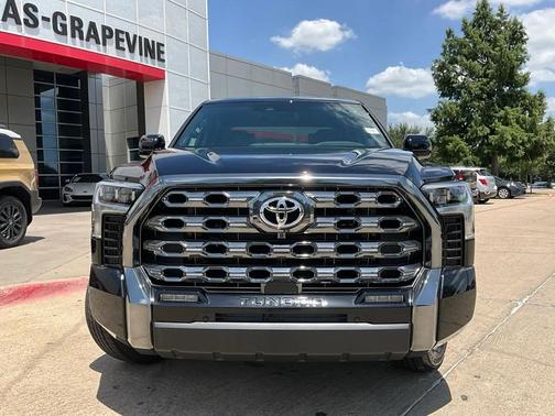 2025 Toyota Tundra Platinum