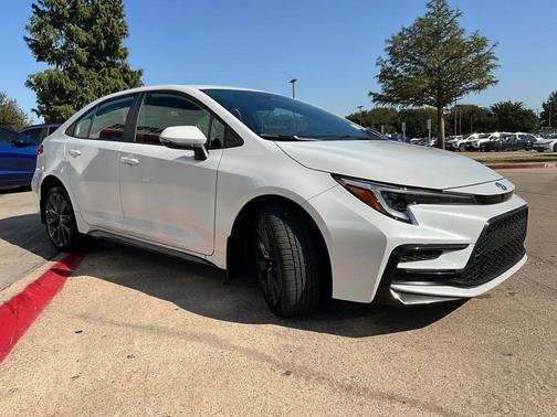 2025 Toyota Corolla SE