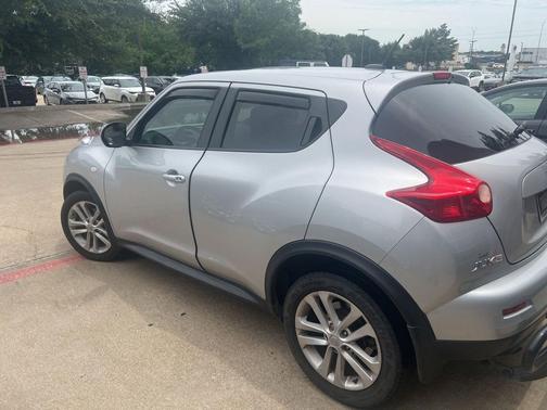 Brilliant Silver 2014 Nissan Juke SL