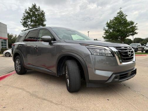 Gun Metallic 2025 Nissan Pathfinder SV FWD