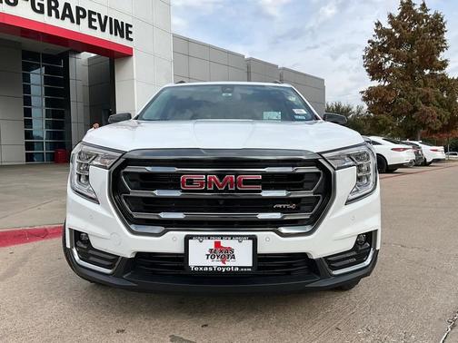 2023 GMC Terrain AWD AT4
