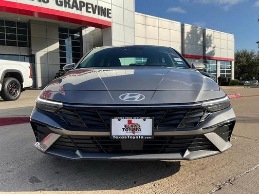 2025 Hyundai ELANTRA HEV Limited