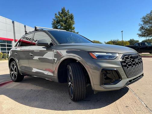 2025 Audi Q5 45 S line Premium Plus