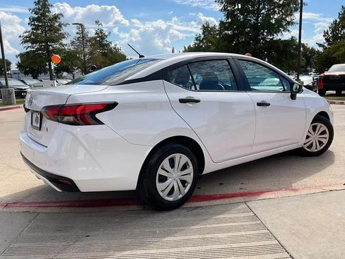 2024 Nissan Versa 1.6 S