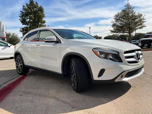 2017 Mercedes-Benz GLA 250 Base