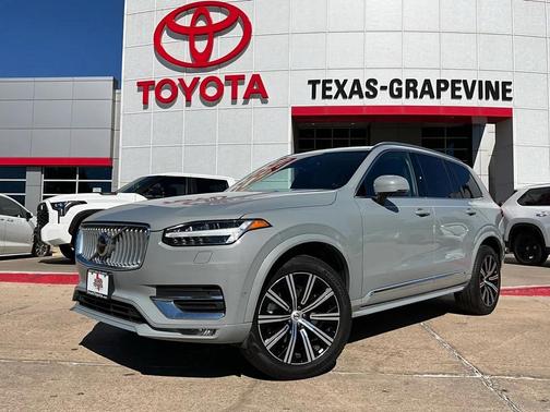 2024 Volvo XC90 B6 Plus Bright Theme 7-Seater