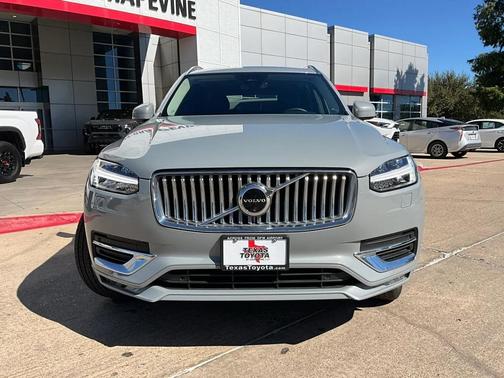 2024 Volvo XC90 B6 Plus Bright Theme 7-Seater