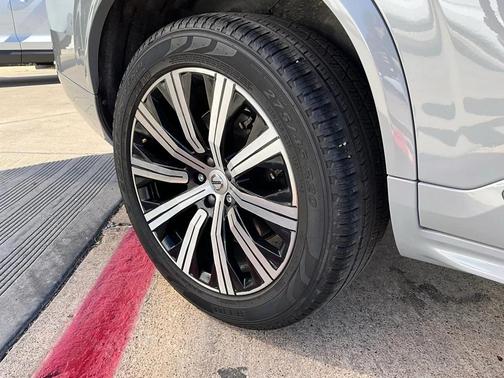 2024 Volvo XC90 B6 Plus Bright Theme 7-Seater