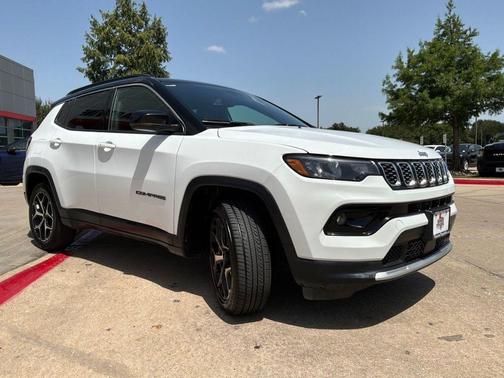 Bright White Clearcoat 2025 Jeep Compass Limited