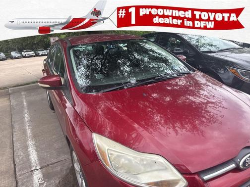 Ruby Red Metallic 2013 Ford Focus SE
