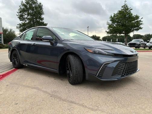 Dark Cosmos 2026 Toyota Camry SE