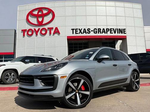 2022 Porsche Macan S