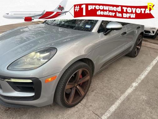 2022 Porsche Macan S